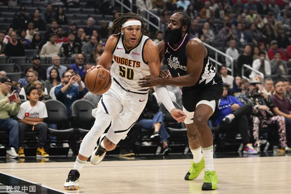 不仅显示出 不仅显示出