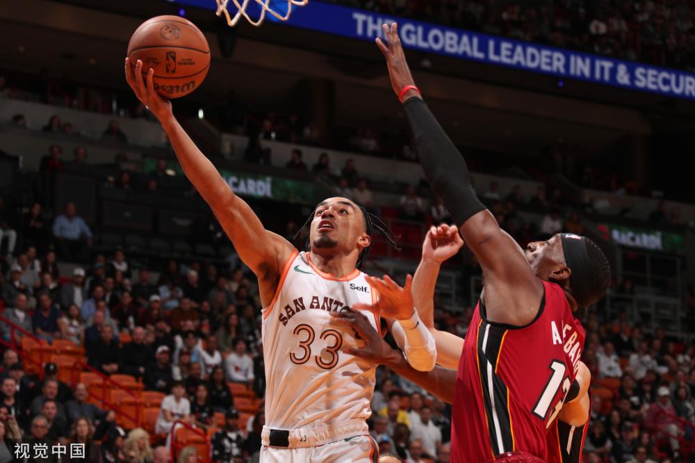 纽卡斯尔联 纽卡斯尔联